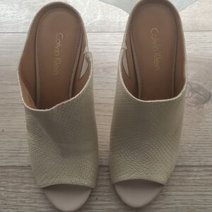 Calvin Klein Cream Textured Mules